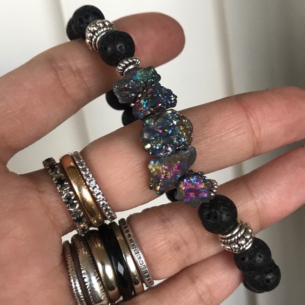 Genuine purple druzy quartz lava rock bracelet - Picture 5 of 6